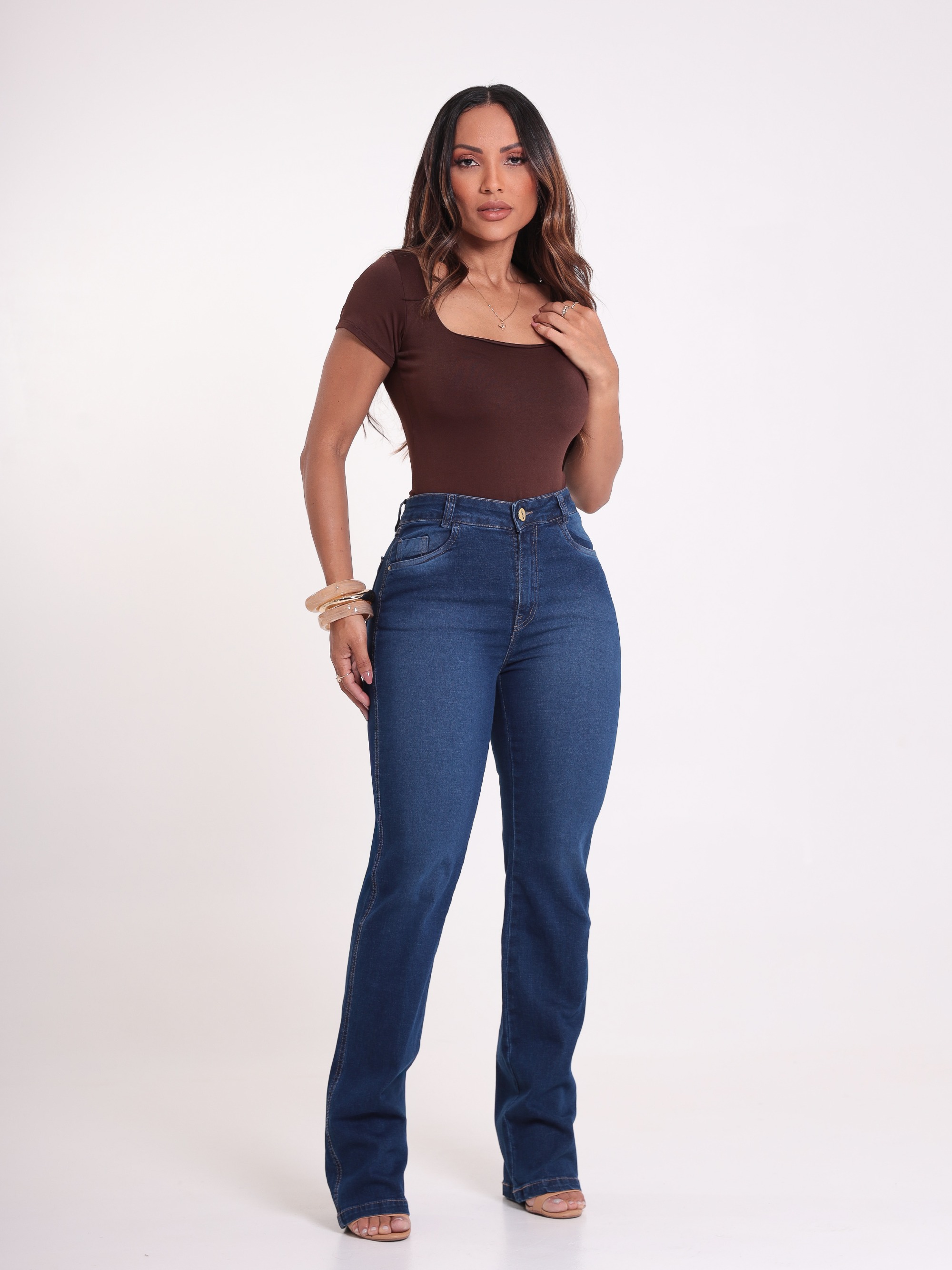 Calça Jeans Reta de Cintura Alta com Elastano - UNICA | DNA Jeans